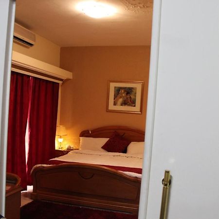 The Diplomat Hotell Beirut Eksteriør bilde