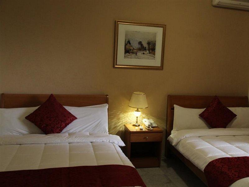 The Diplomat Hotell Beirut Eksteriør bilde