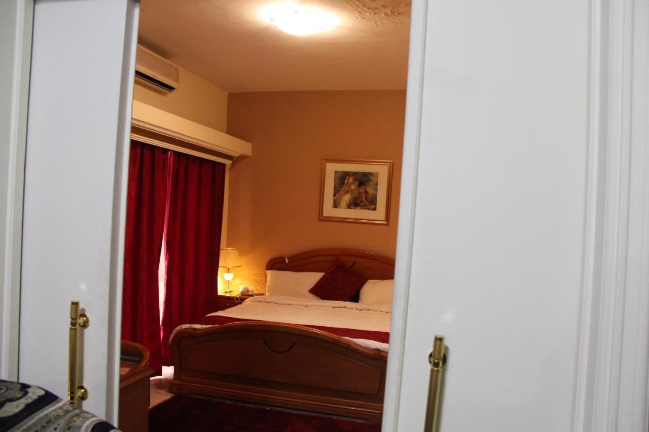 The Diplomat Hotell Beirut Eksteriør bilde
