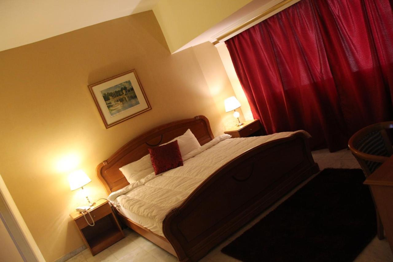 The Diplomat Hotell Beirut Eksteriør bilde