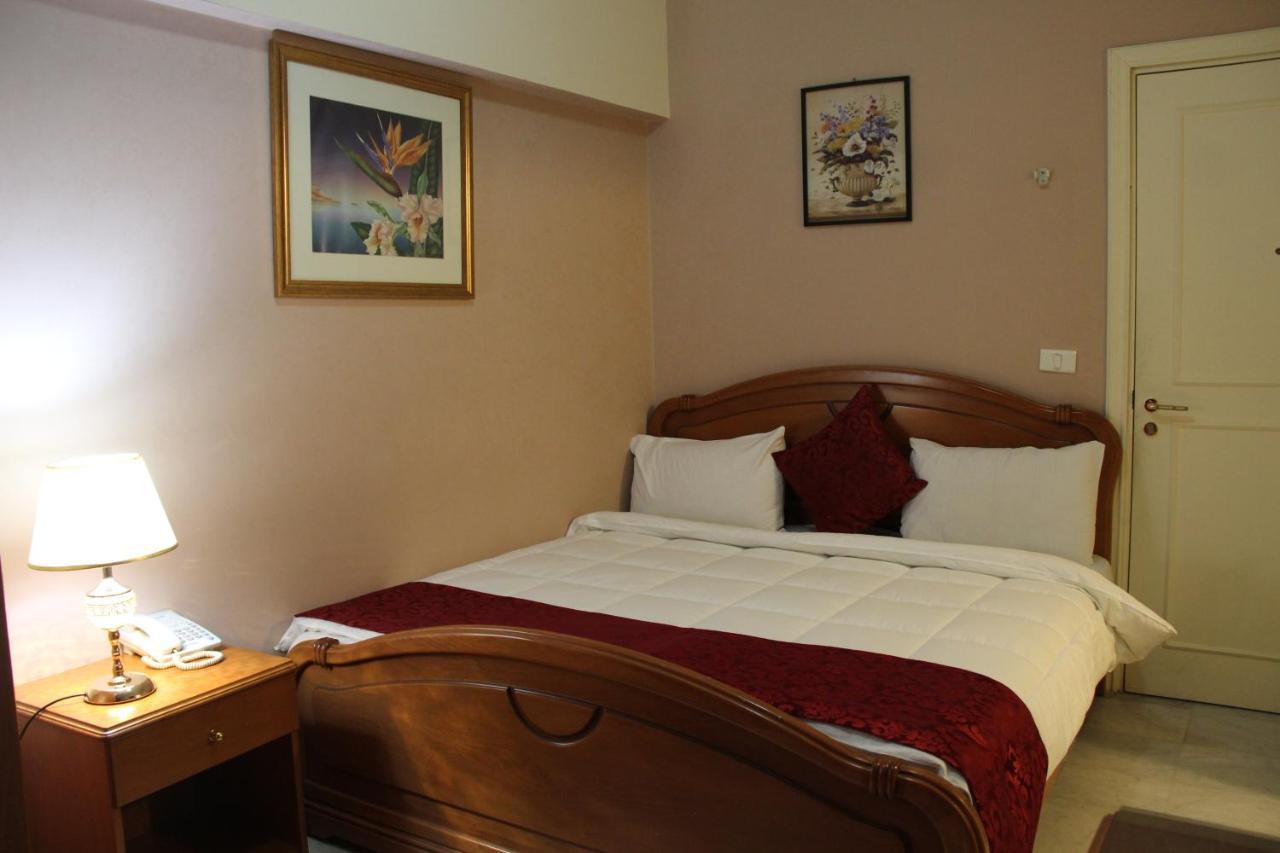 The Diplomat Hotell Beirut Eksteriør bilde